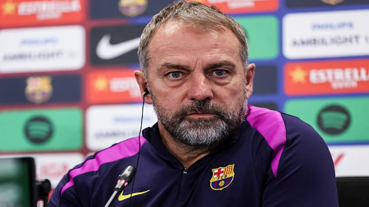 إشادة فليك بلمعبي برشلونة وتأكيد الجاهزية أمام أوساسونا